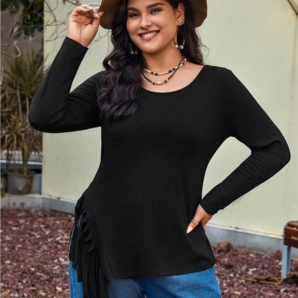 Tops - Black Ruched Long Sleeve Scoop Neck Top